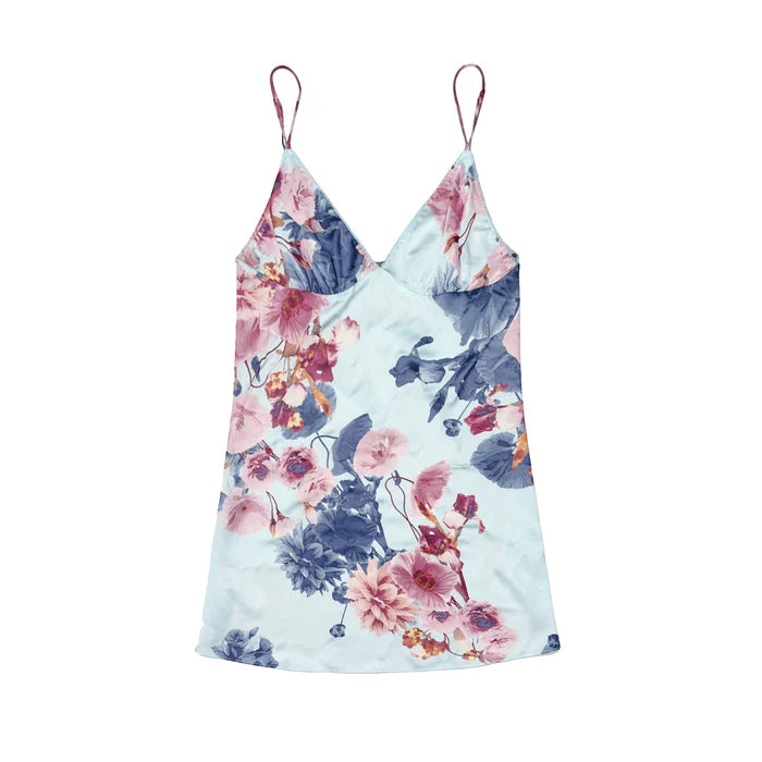 Dove Chemise In Flowery Secret - Midnight Bakery