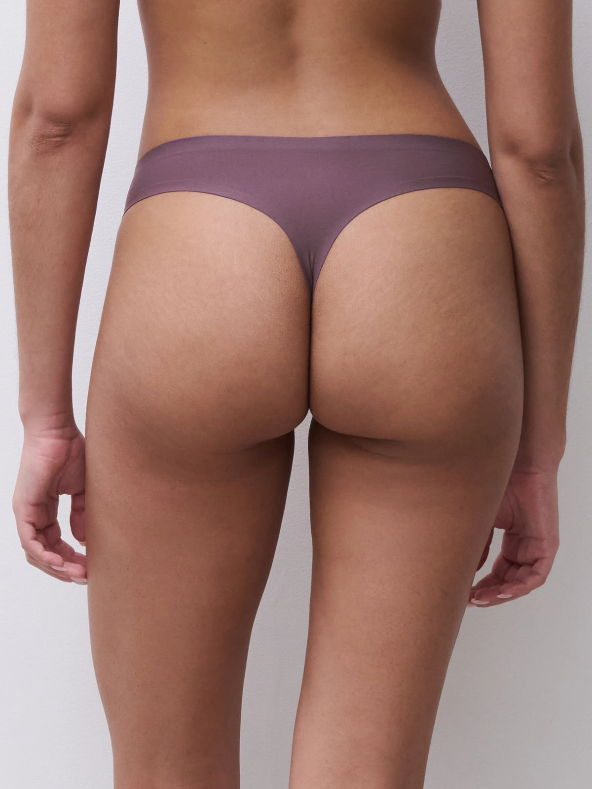 Softstretch Thong In Hyacinth - Chantelle