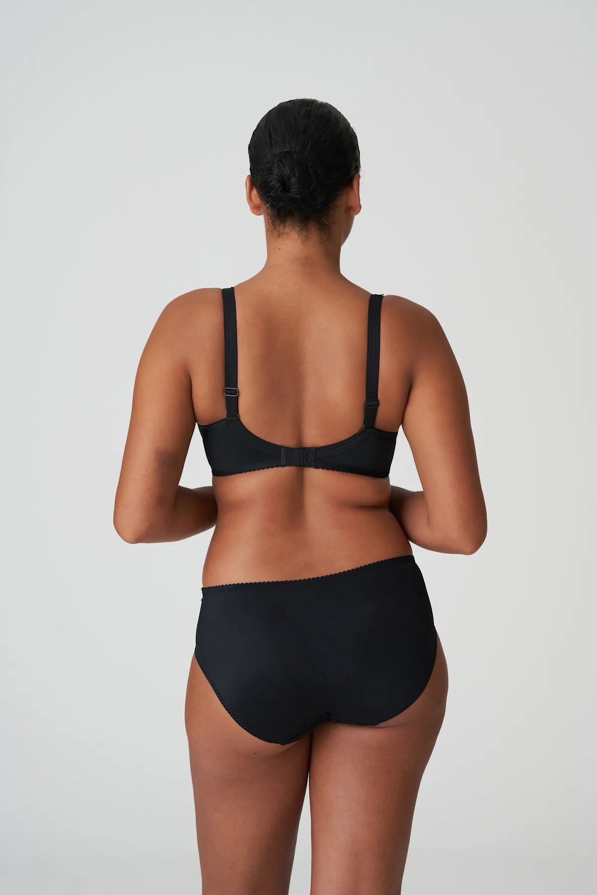 Deauville Full Cup Underwire Bra In Black - Prima Donna - BraTopia