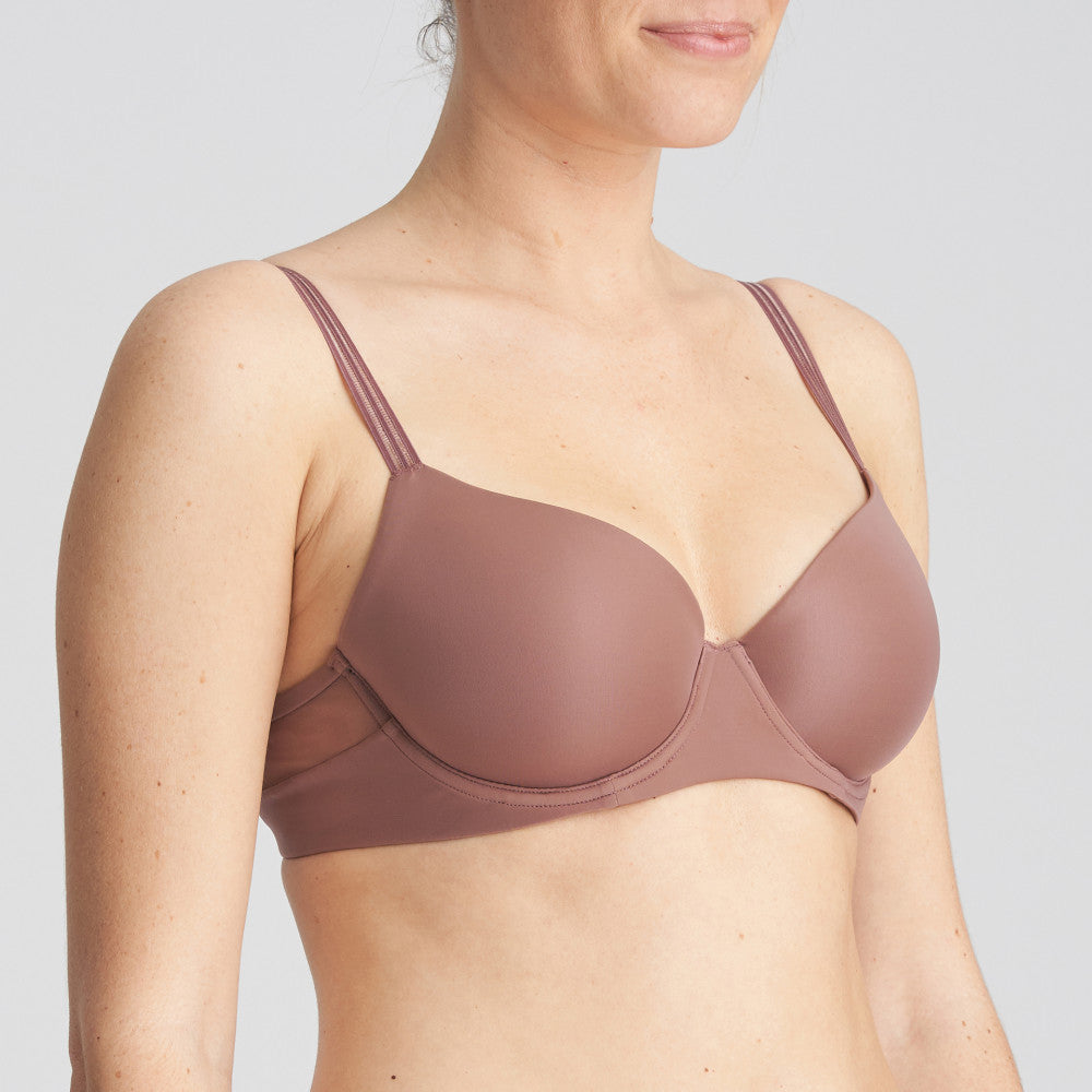 How To Wear A Push-Up Bra: 6 Quick and Easy Tips - ParfaitLingerie