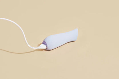 Kip Waterproof Ergonomic Clitoral Vibrator in Lavender - Dame
