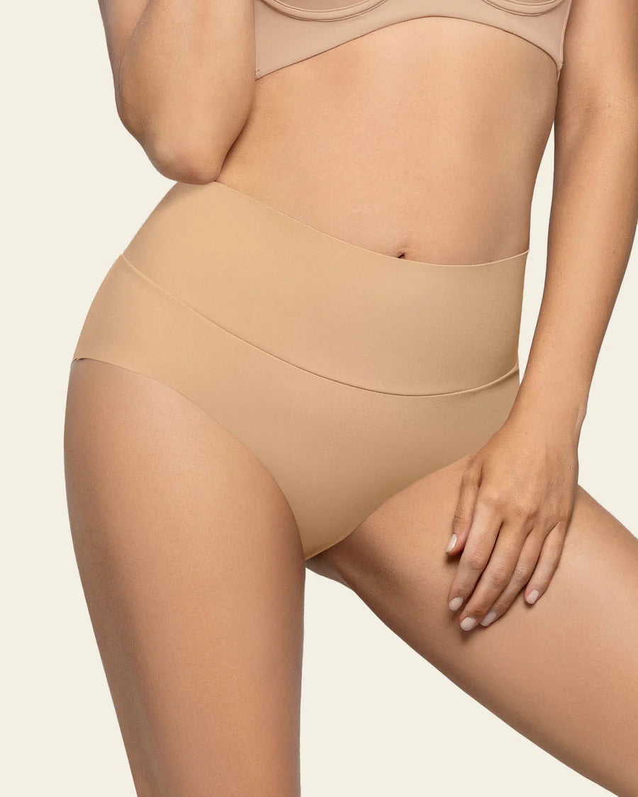 High-Tech High-Waisted Classic Sculpting Panty In Brown - Leonisa