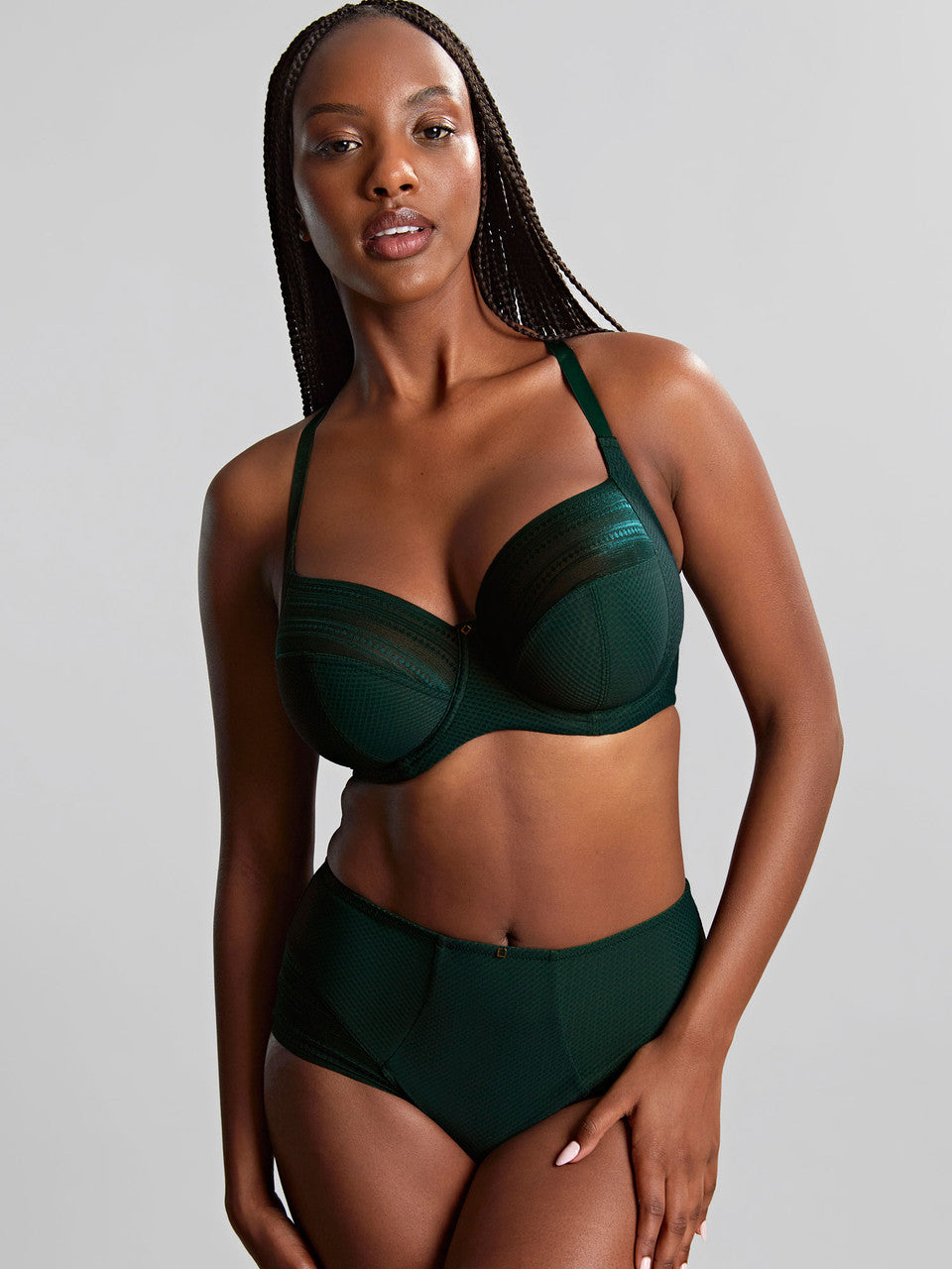 Serene Full Cup In Dark Green - Panache