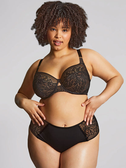 Sophia Full Cup In Black - Sculptresse