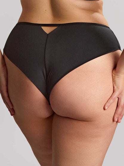 Flora Brazilian In Black - Sculptresse