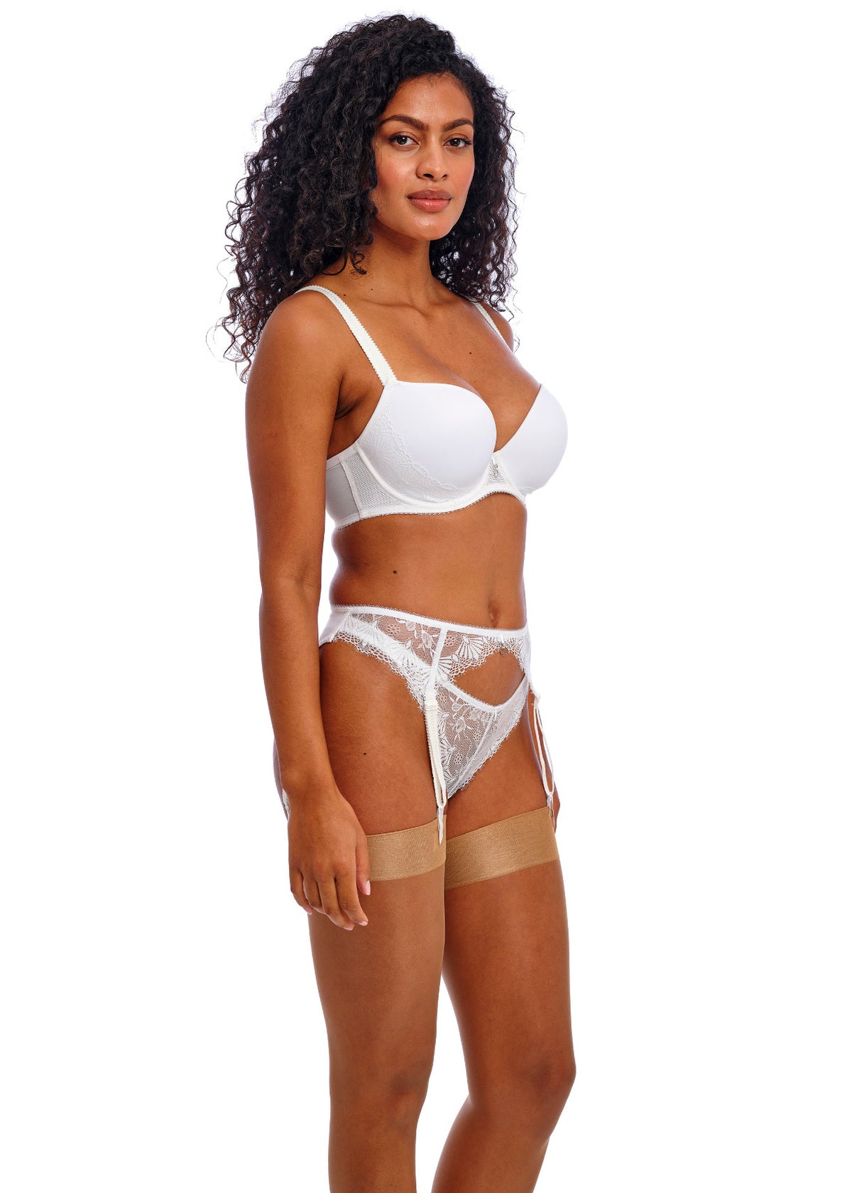 Fascinate Suspender In White - Freya