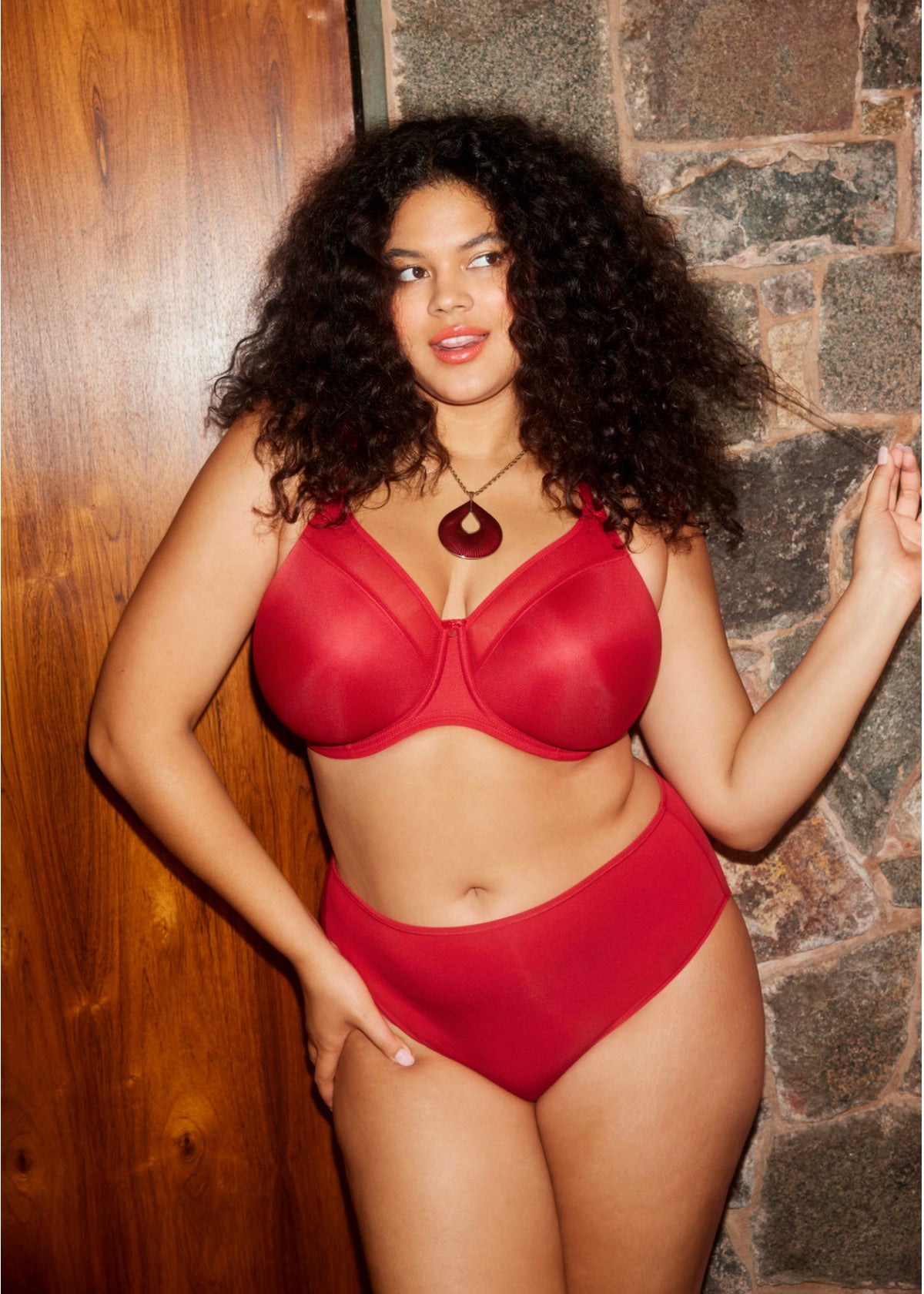 Smooth Full Cup T-Shirt Bra In Red - Elomi