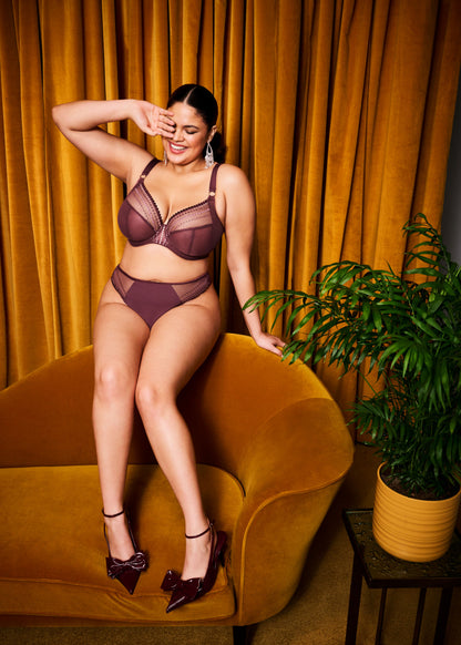 Matilda Thong In Sugarplum - Elomi