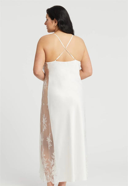 Darling Gown In Ivory - Rya