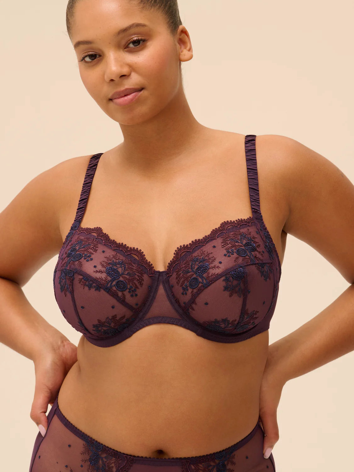 Intrigue Full Cup Support Bra In Fig - Simone Perele