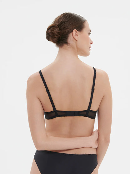 Intrigue Triangle Contour Bra - Simone Perele