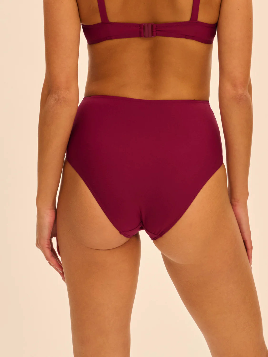 Miracle Retro Bikini Brief In Cranberry - Simone Perele