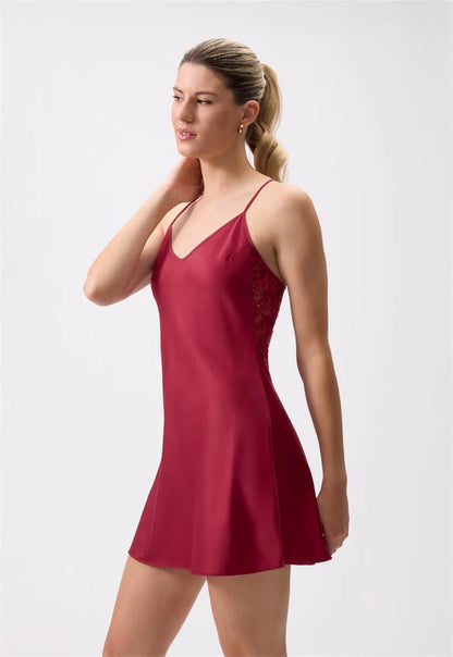 Radiant Chemise In Holly - Rya