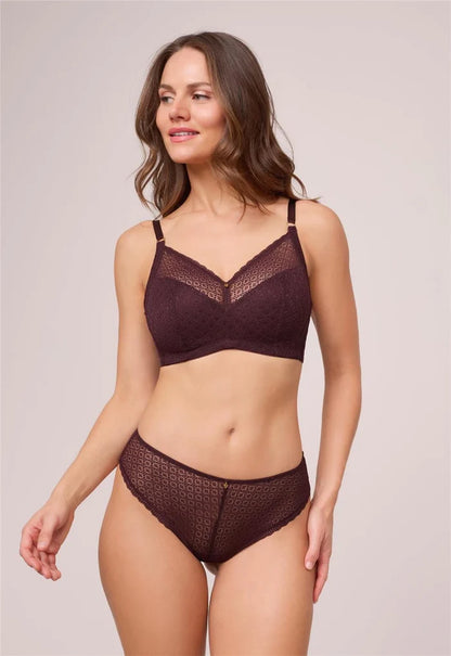 Ayla Lace Wireless Bra in Fudge - Montelle