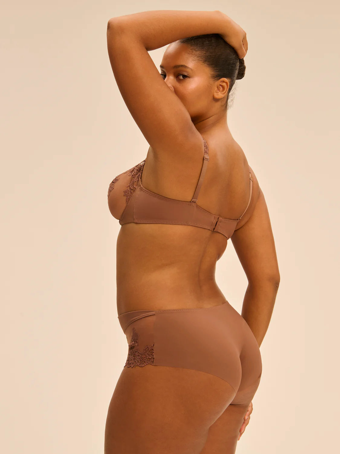 Saga Half Cup Bra In Tender Brown - Simone Perele