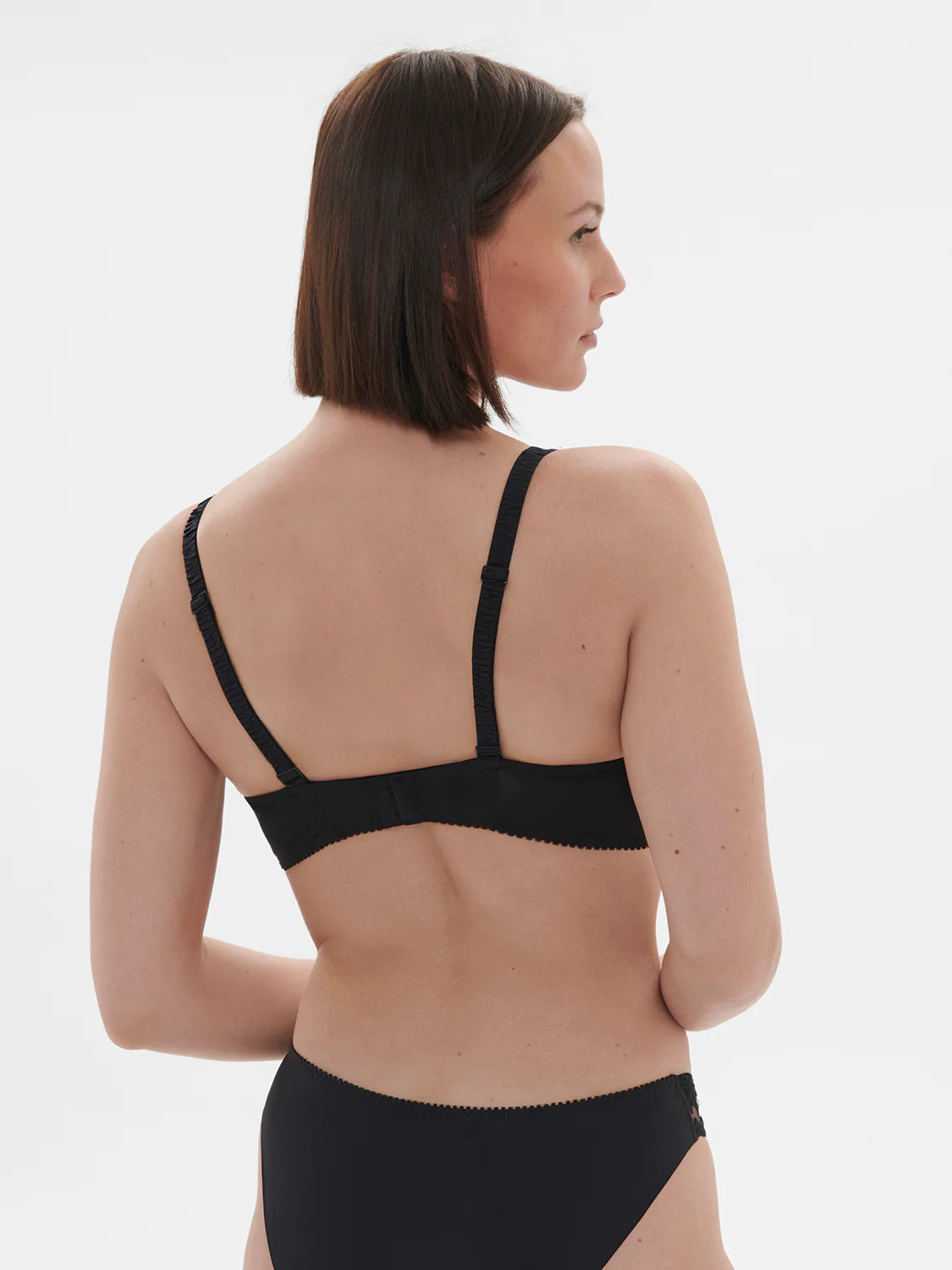 Intrigue Triangle Contour Bra - Simone Perele