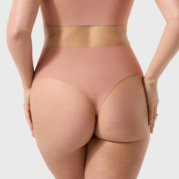 High-Waisted Thong - Evelyn Bobbie