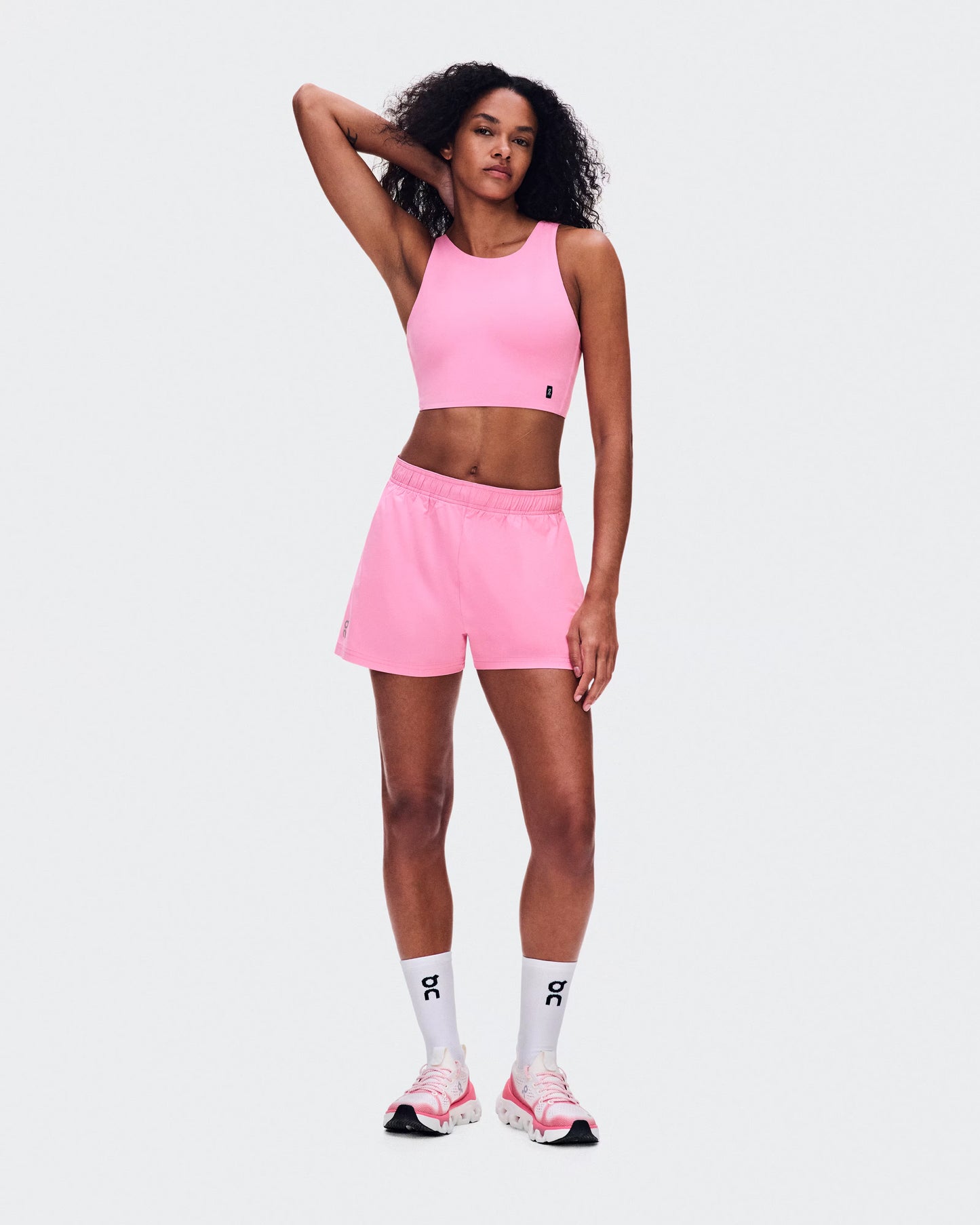 Core 2-in-1 Crop in Bubblegum - On Cloud