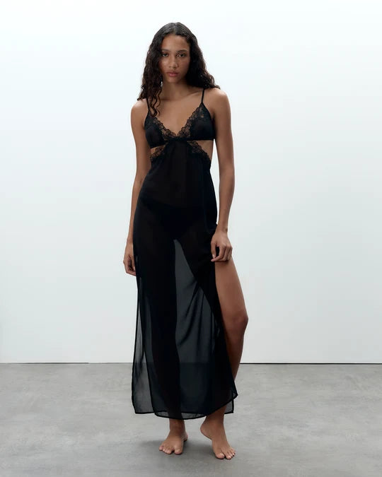 Julianne Long Chemise In Black - Bluebella