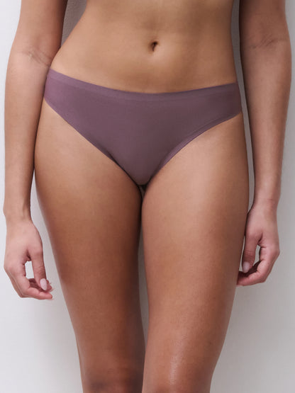 Softstretch Thong In Hyacinth - Chantelle