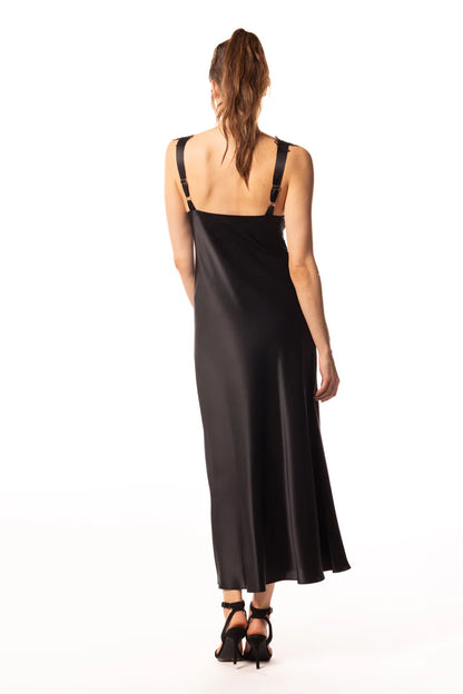 Diva Inferno Sild Gown In Black- Christine
