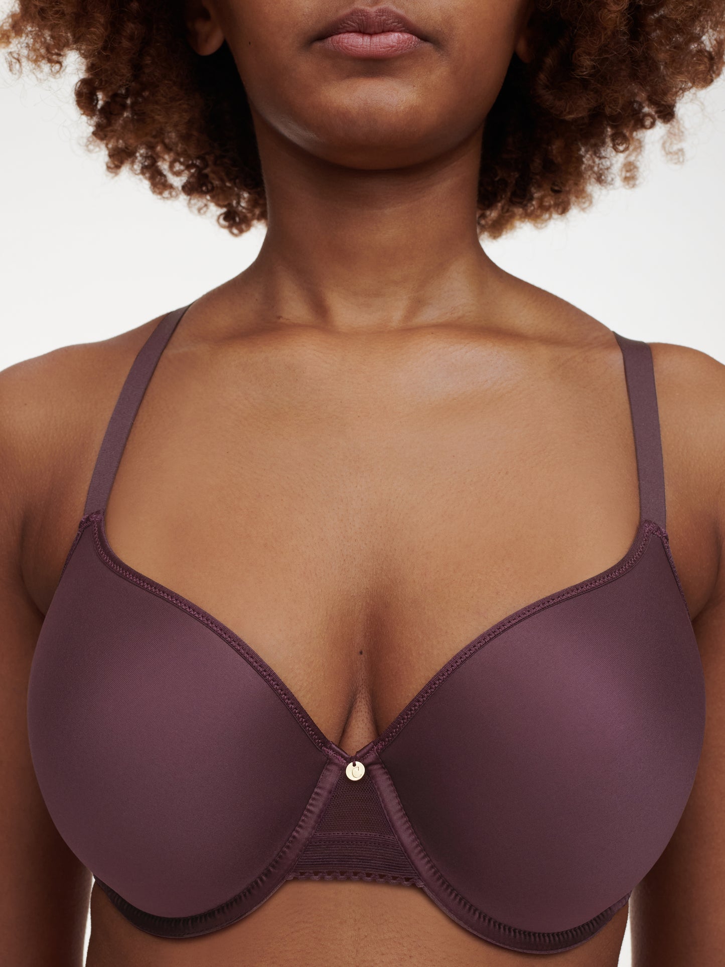 C Jolie Memory Form T-Shirt Bra In Aubergine - Chantelle