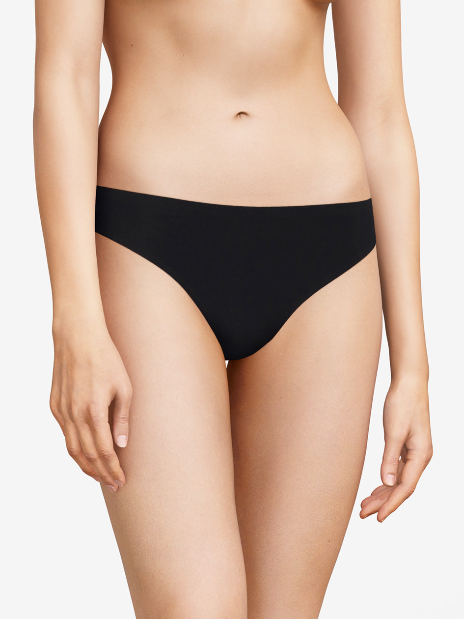 Softstretch Thong In Black - Chantelle