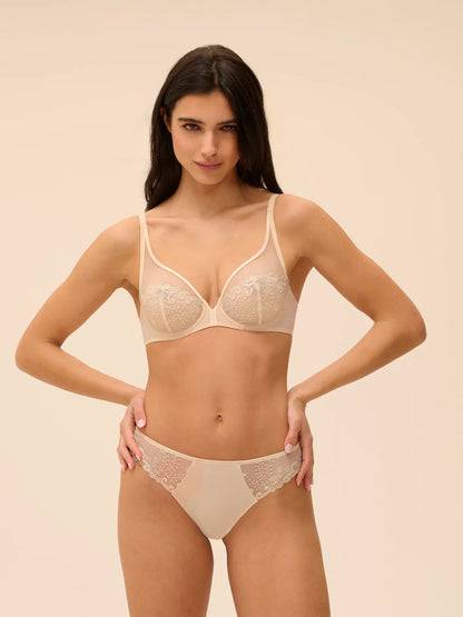 Delice Thong In Topaz Beige - Simone Perele