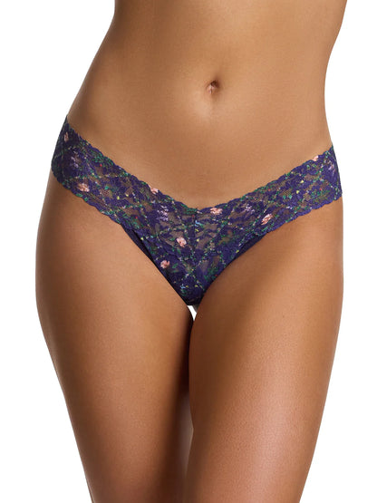 Low Rise Signature Lace Thong In Everlasting - Hanky Panky