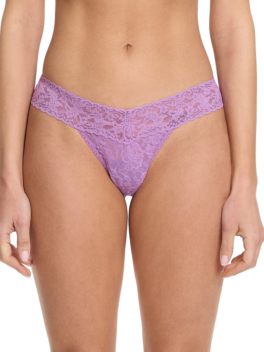 Low Rise Signature Lace Thong In Venus - Hanky Panky