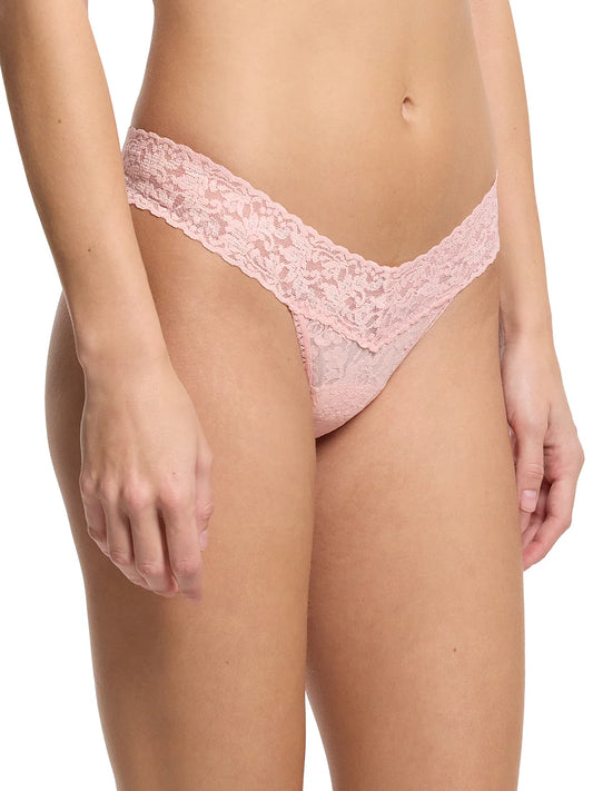Low Rise Signature Lace Thong In Pretty In Peach - Hanky Panky