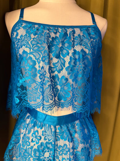 The Lace Crop Cami In Hawaiian Blue - Kilo Brava