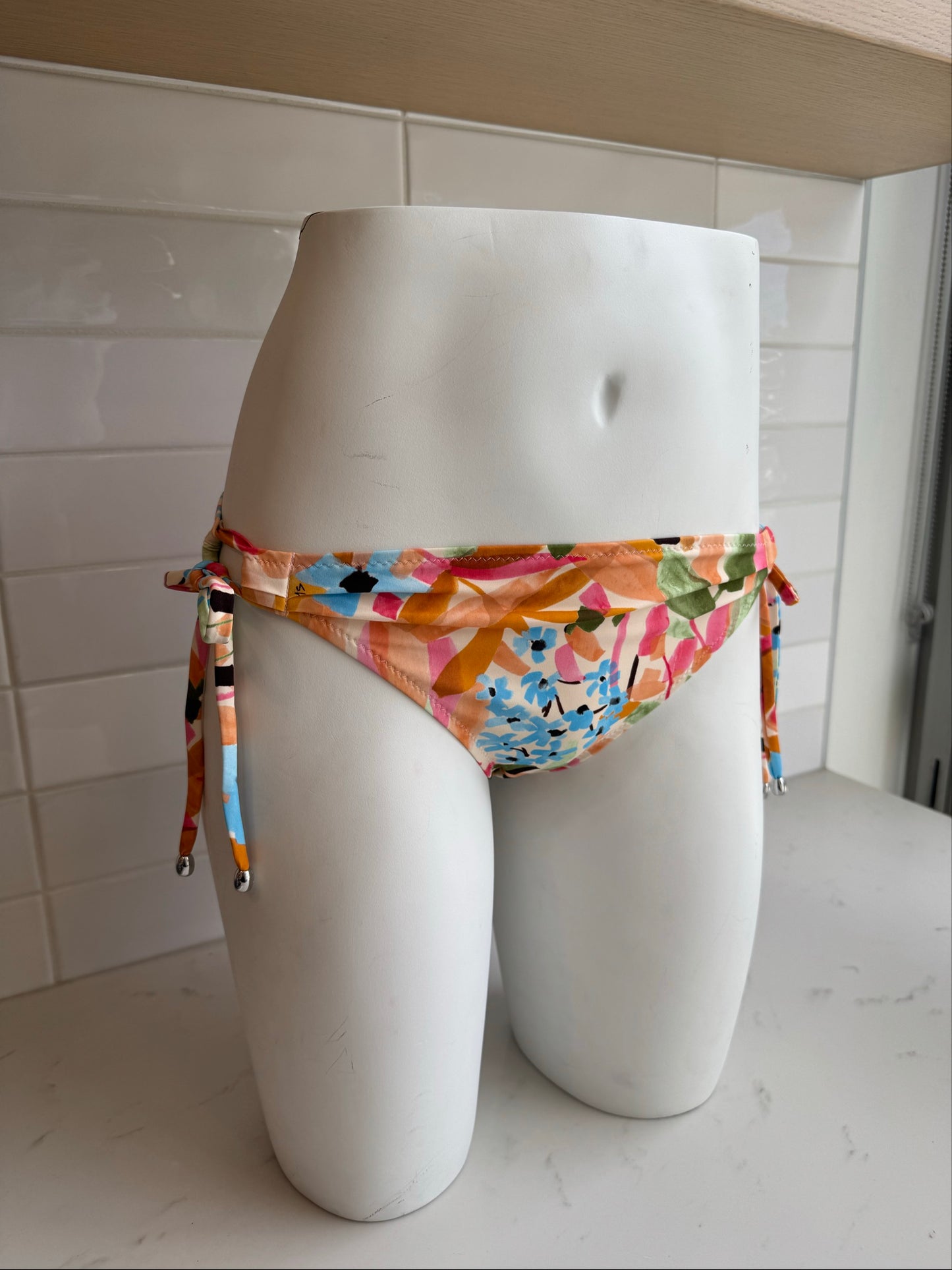 Classique Hip Tied Bikini Bottom In Dahlia - SHAN
