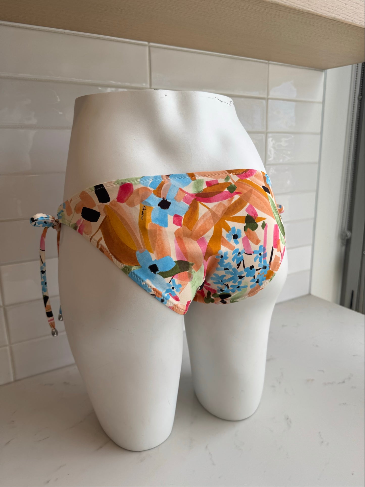 Classique Hip Tied Bikini Bottom In Dahlia - SHAN