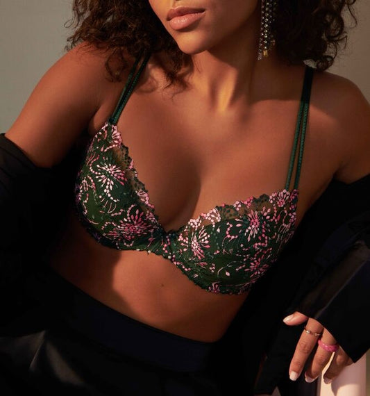 Check out BraTopia and find the perfect bra for you!!💛🤗 #yyc #calgar