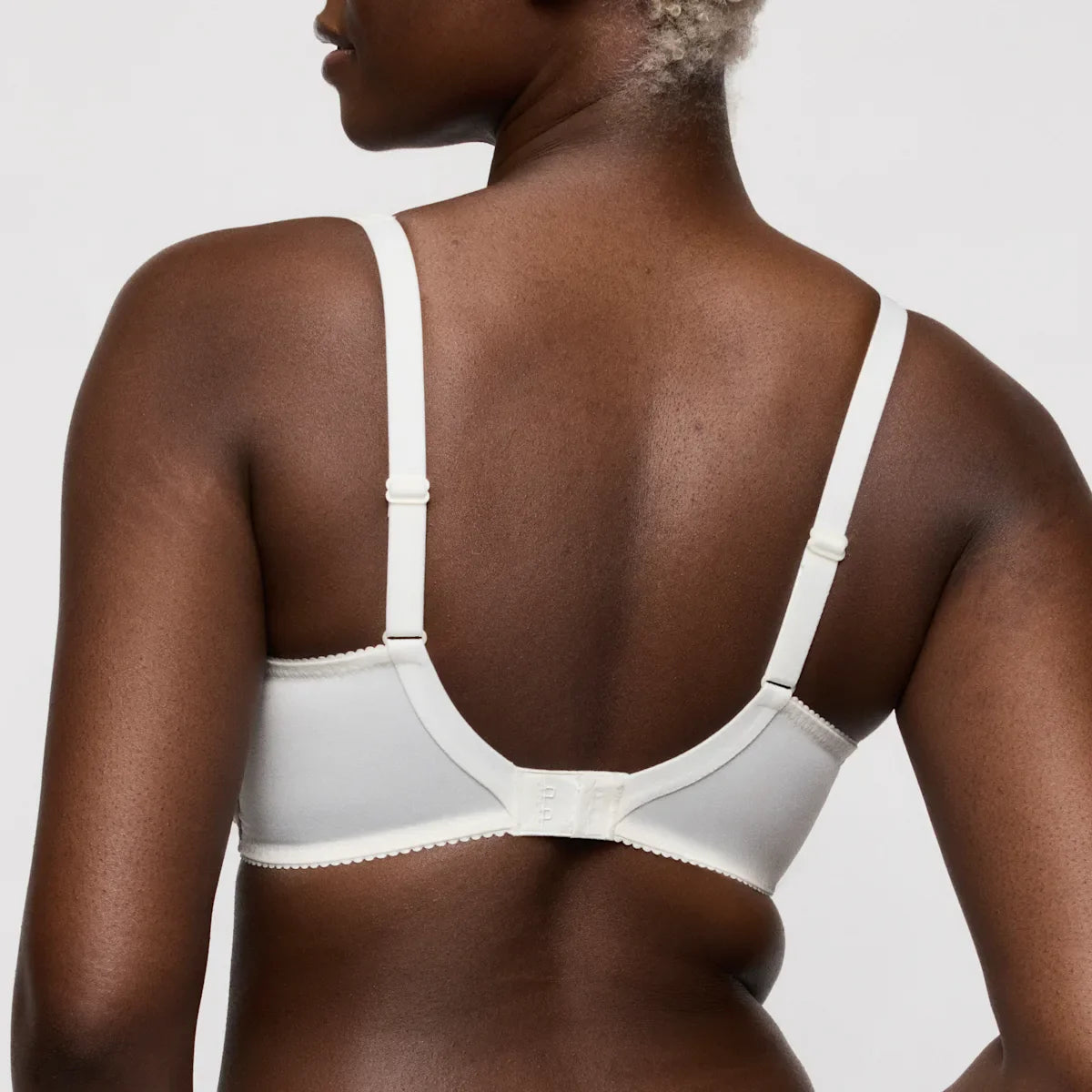 Salerno Half Padded Plunge Bra - Prima Donna