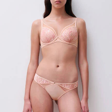 Electra Plunge T-Shirt Bra In Nude Camaieu - Chantelle