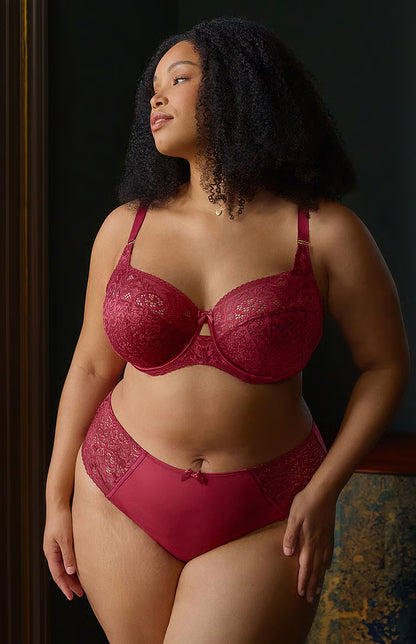 Estel Full Cup In Cherry Red - Sculptresse