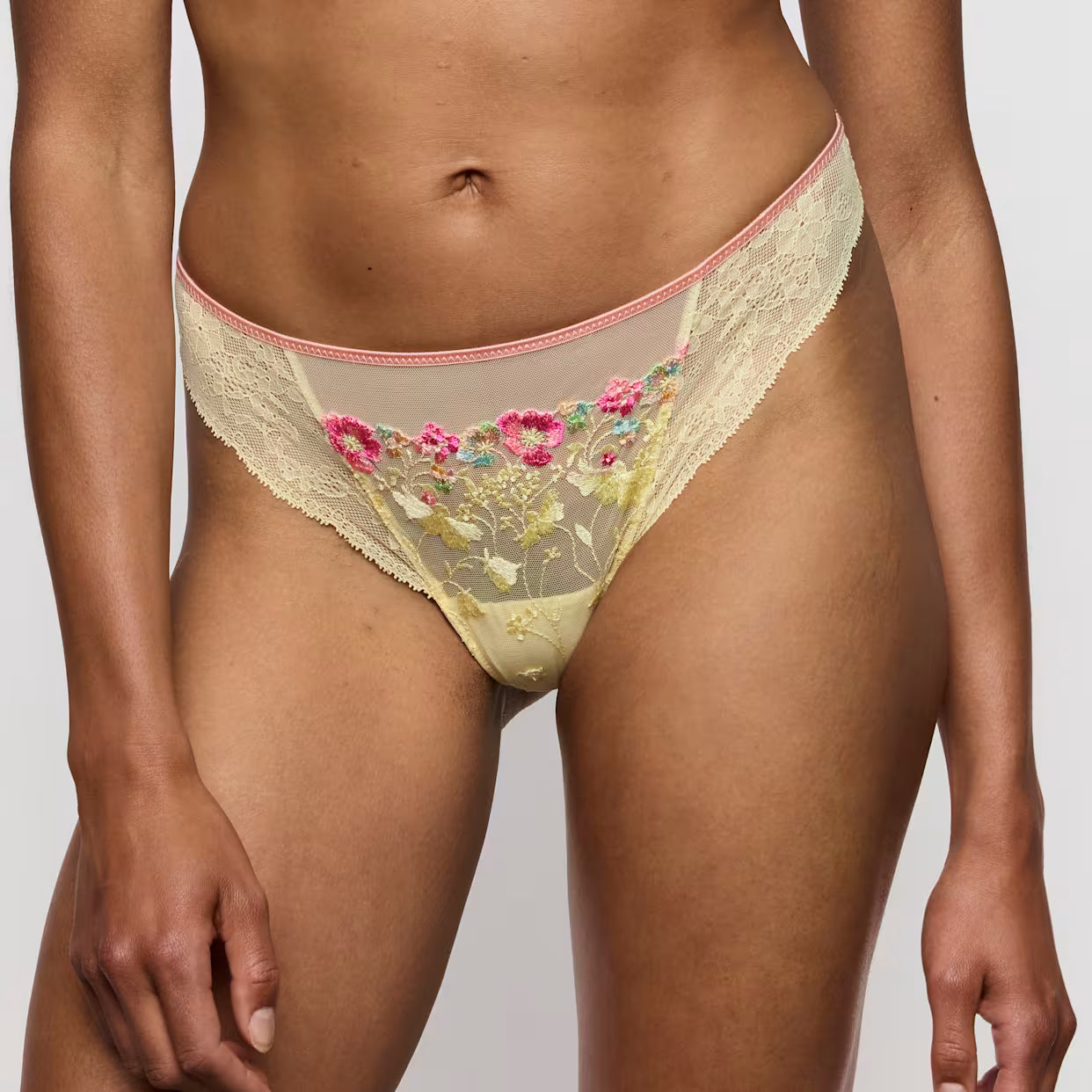 Lizelot Thong in French Vanilla - Marie Jo