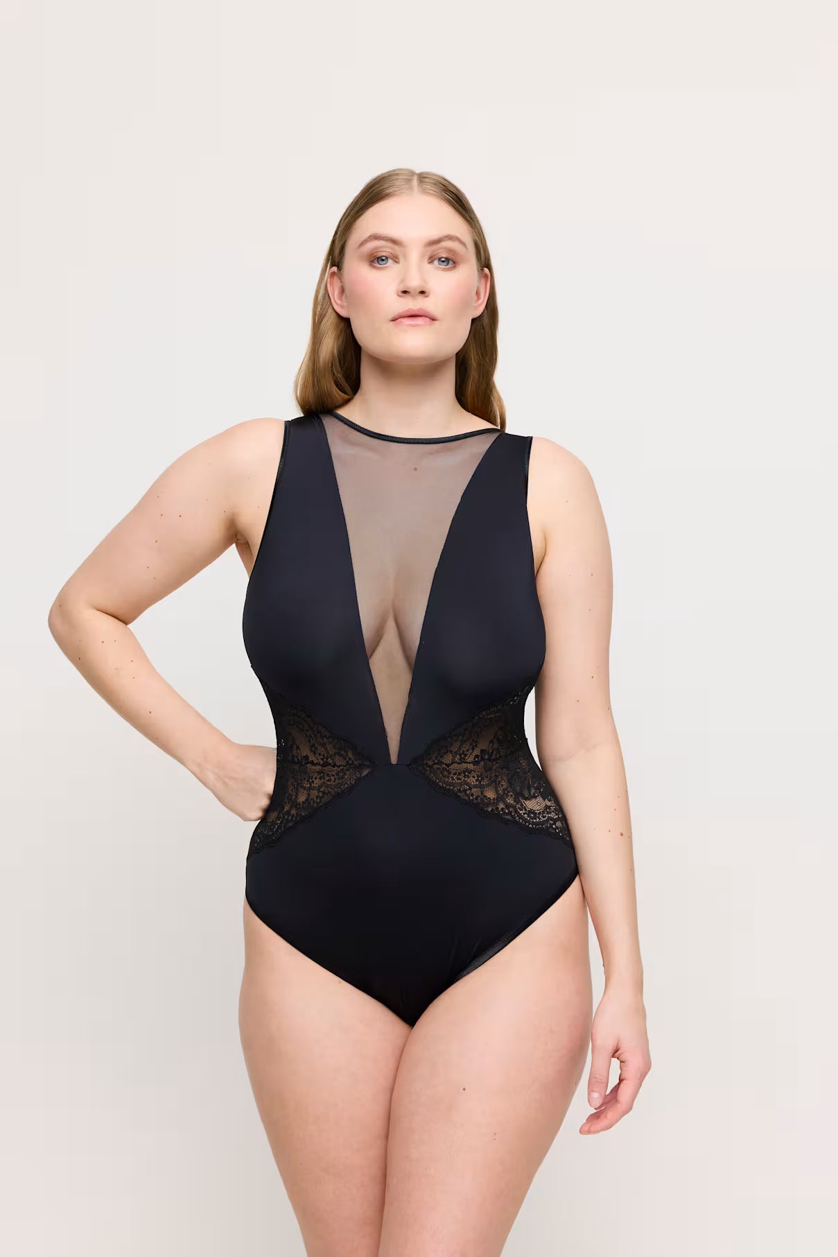 Shimla Body In Black - Prima Donna
