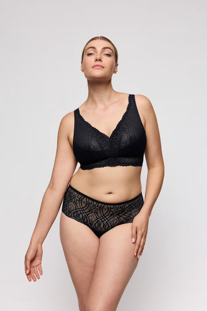 Salerno Luxury Thong in Black - Prima Donna
