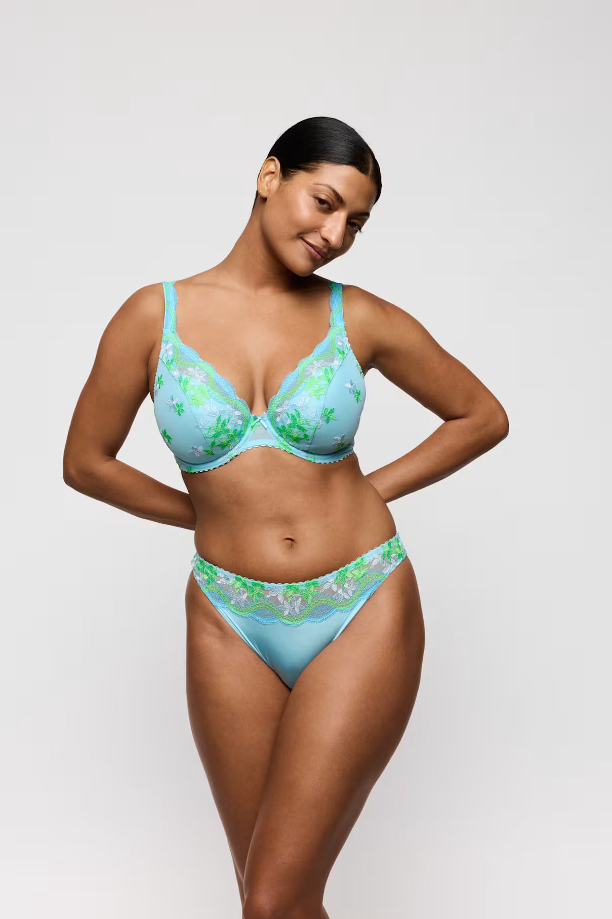 Cala Luna Half Padded Plunge Bra in Ice Cream - Prima Donna