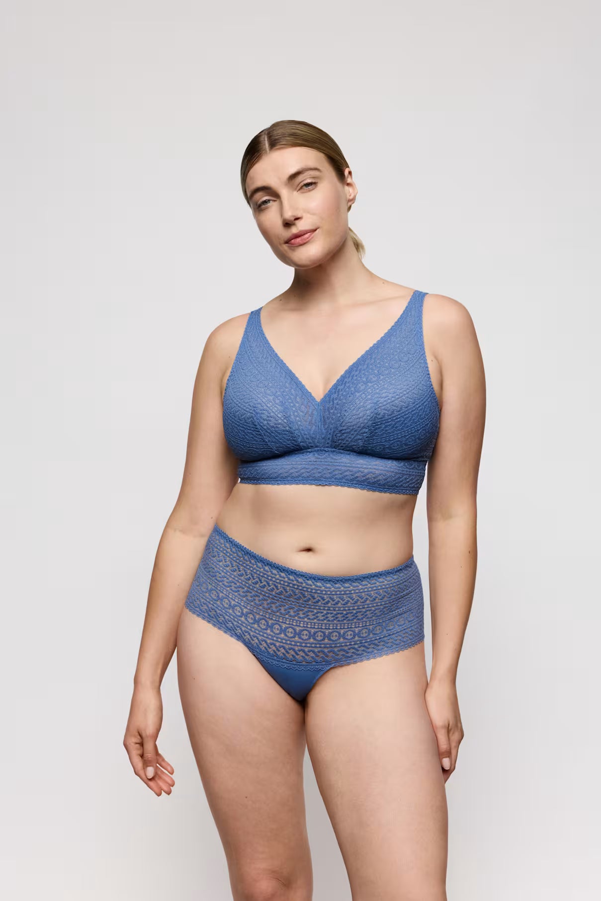 Montara Luxury Thong in Regatta - Prima Donna