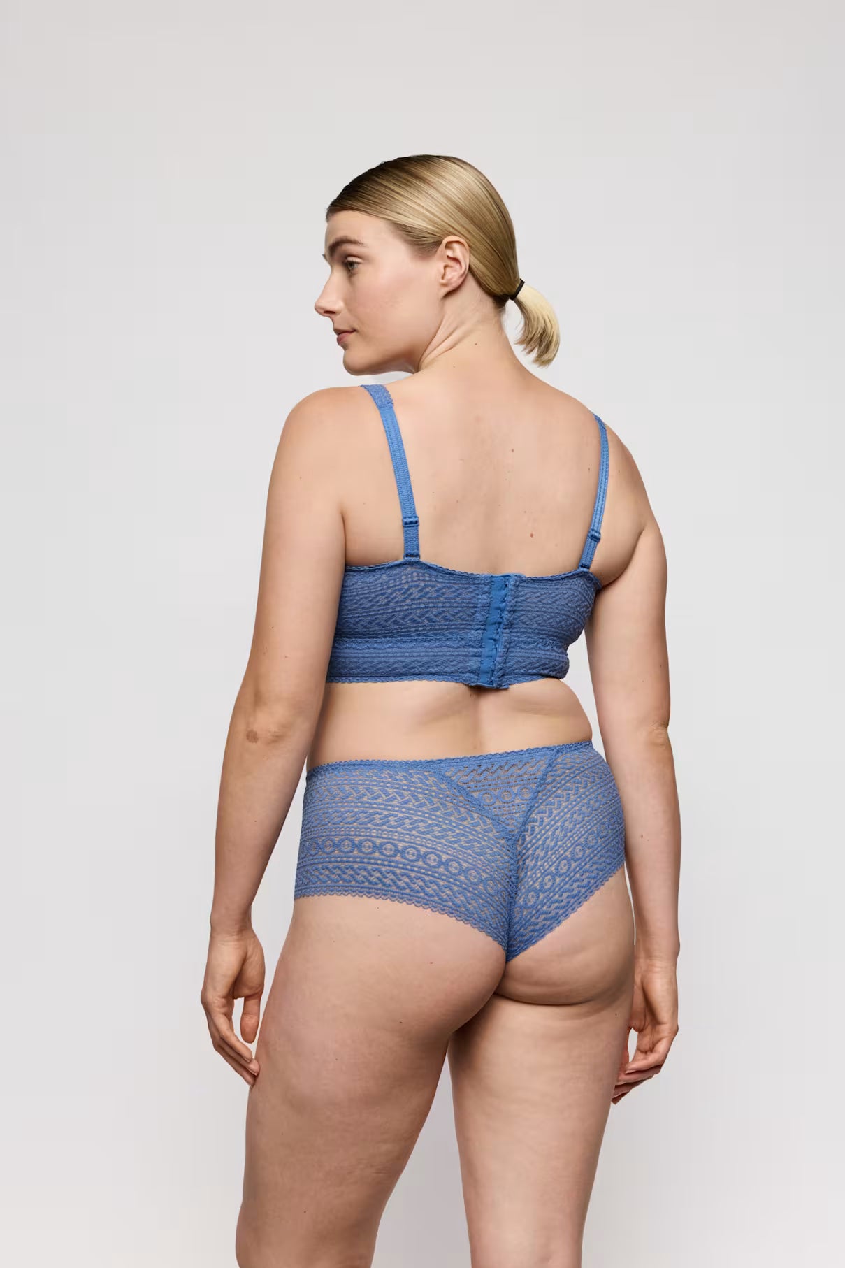Montara Luxury Thong in Regatta - Prima Donna