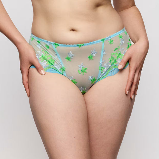 Cala Luna Luxury Thong in Ice Cream - Prima Donna