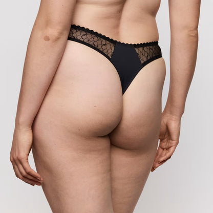 Naica Thong in Black - Prima Donna
