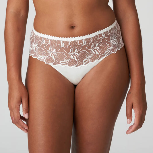 Springdale Luxury Thong In Natural - Prima Donna