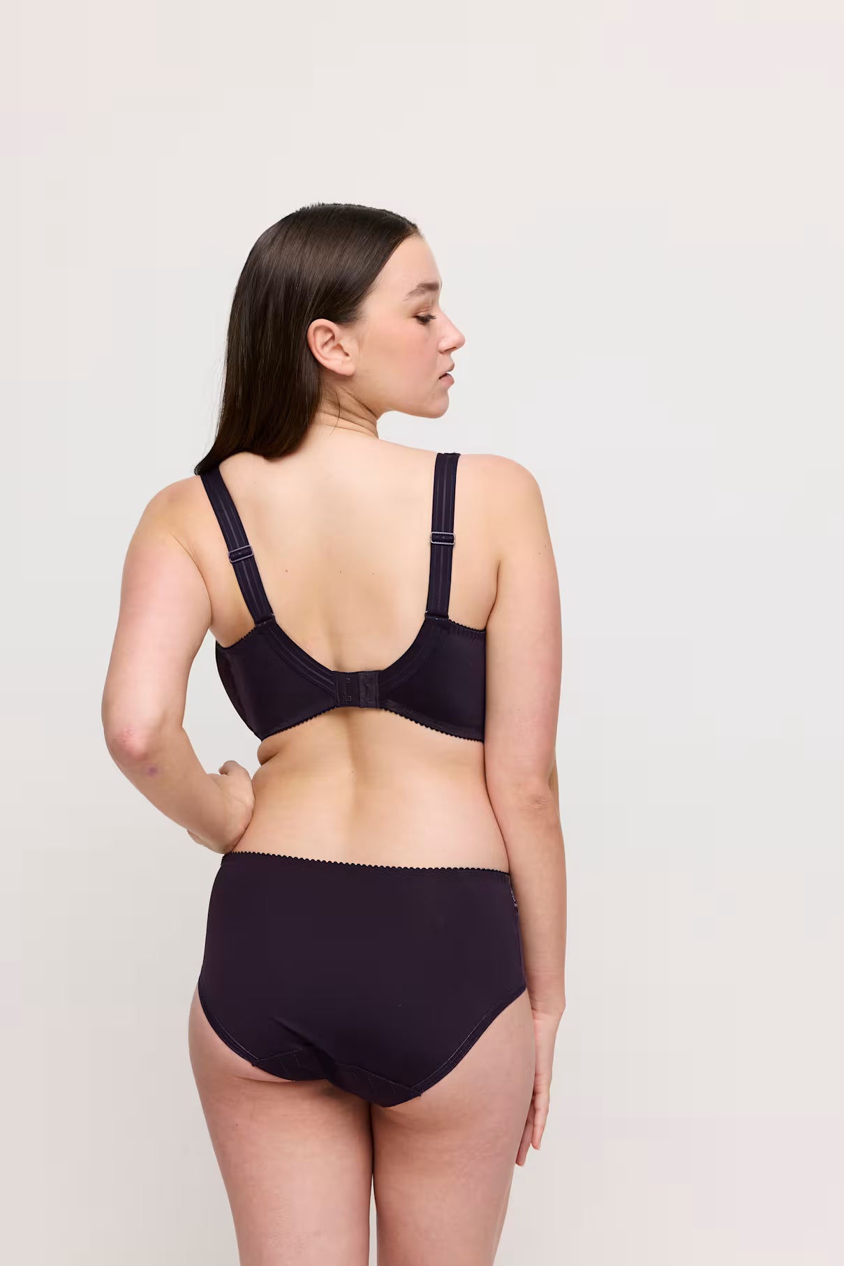 Deauville Full Cup Underwire Bra In Amethist Gem - Prima Donna