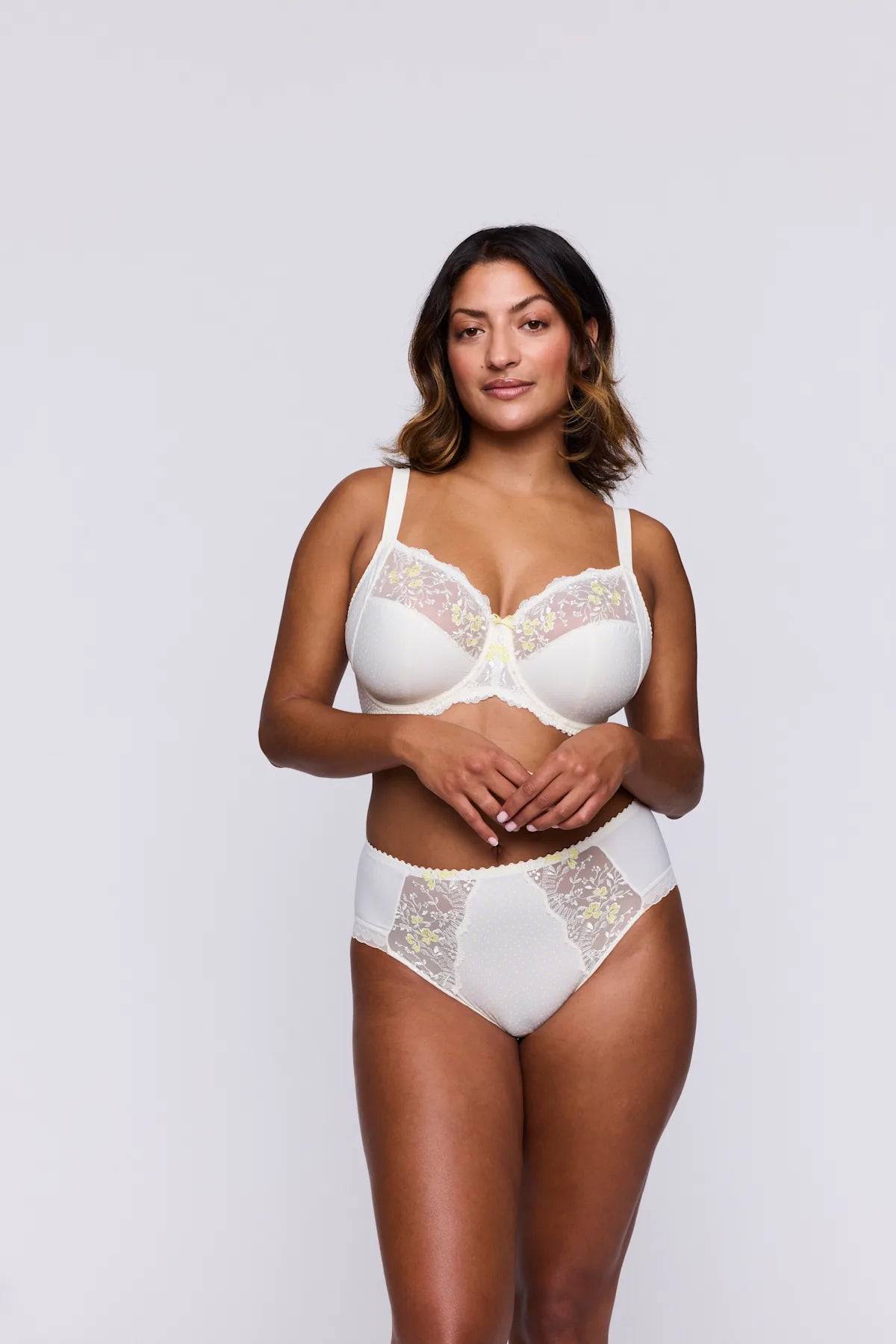 Novaro Full Brief In Vintage Natural - Prima Donna