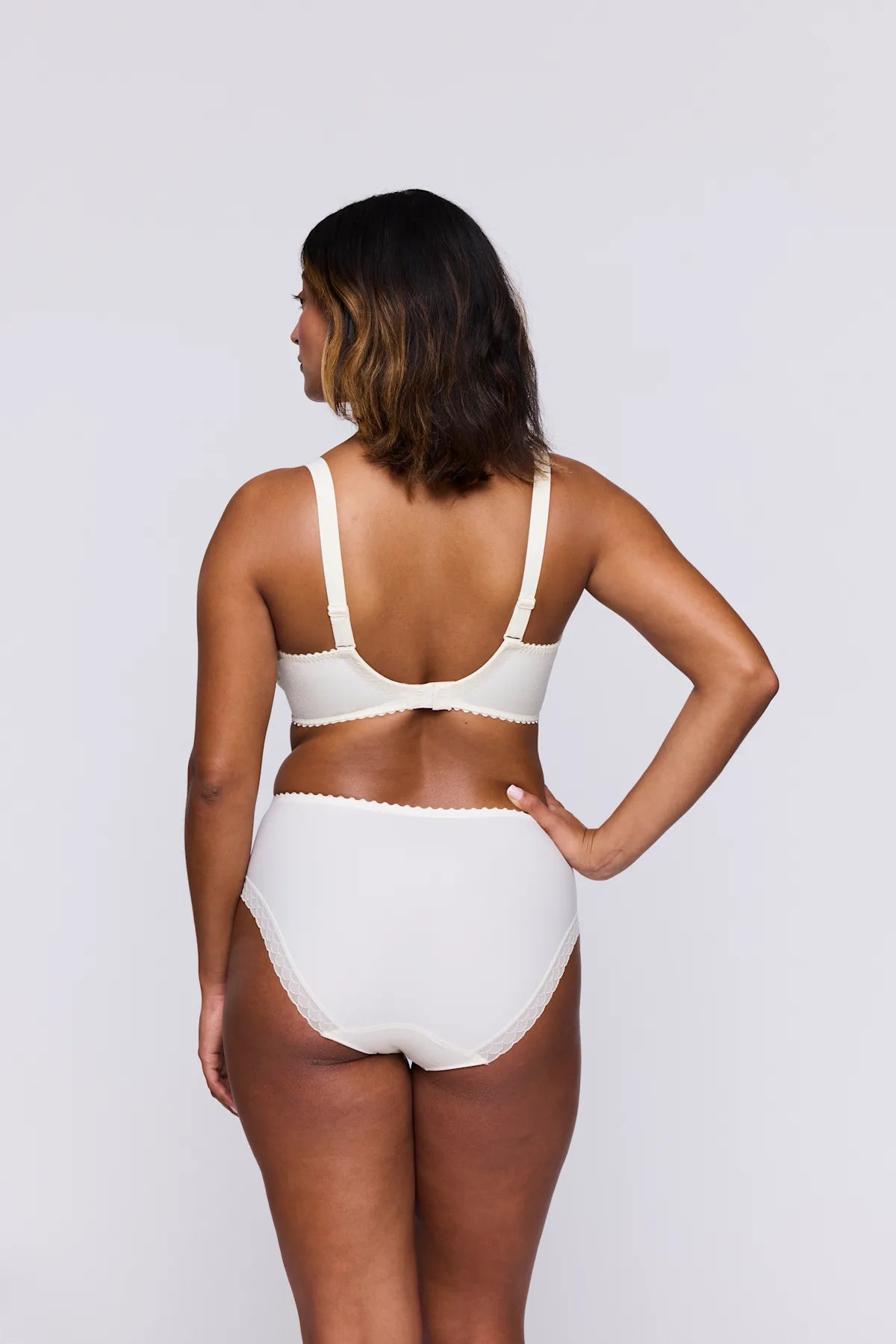 Novaro Full Brief In Vintage Natural - Prima Donna